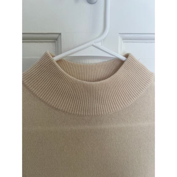 Prive Women's XS 100% Cashmere Sweater Cream Beige Mock Neck Lightweight FLAW - Picture 4 of 12